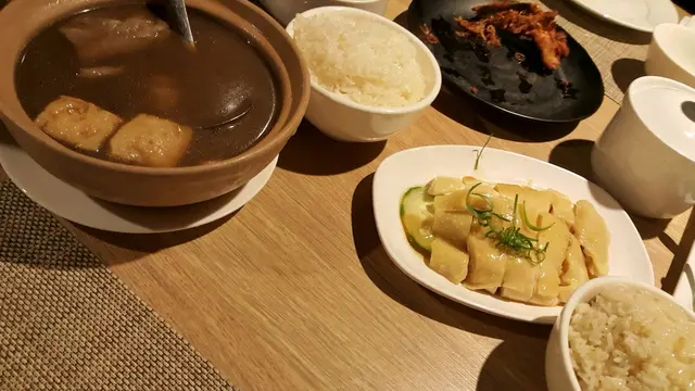 海南雞飯,肉骨茶