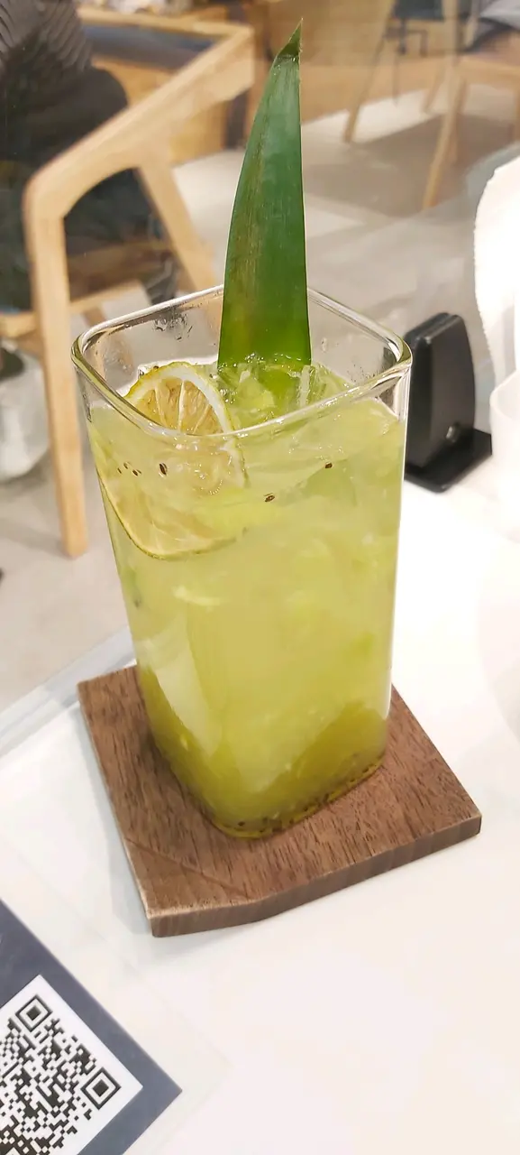 接骨木花奇異果菠蘿梳打