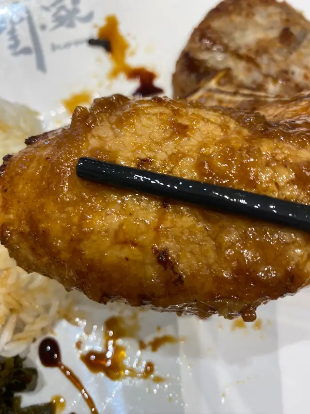 香煎蓮藕餅豬扒飯