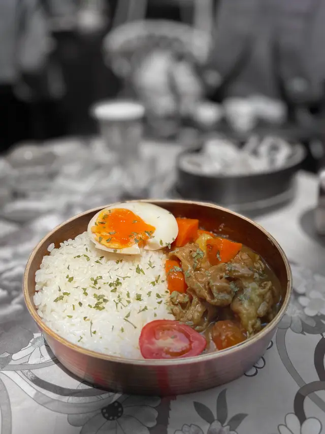 日式咖喱牛肉盒子