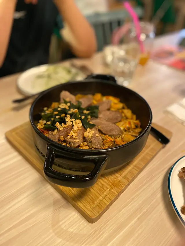 西班牙橡果黑毛豬龍蝦汁砂鍋飯