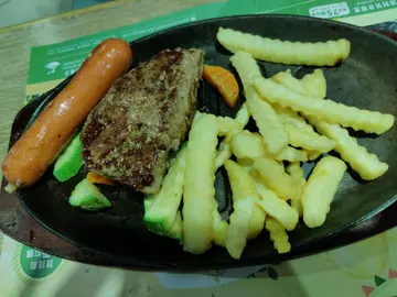黑椒牛柳蜜糖肠