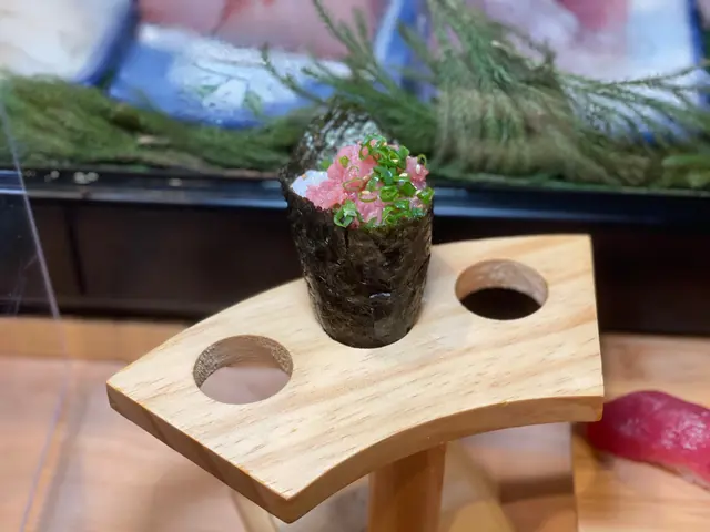 蔥吞拿魚腩手卷