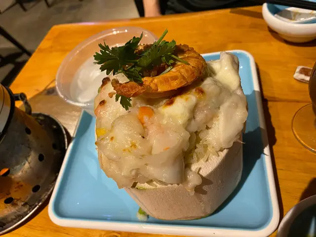 原個椰香海鮮焗飯