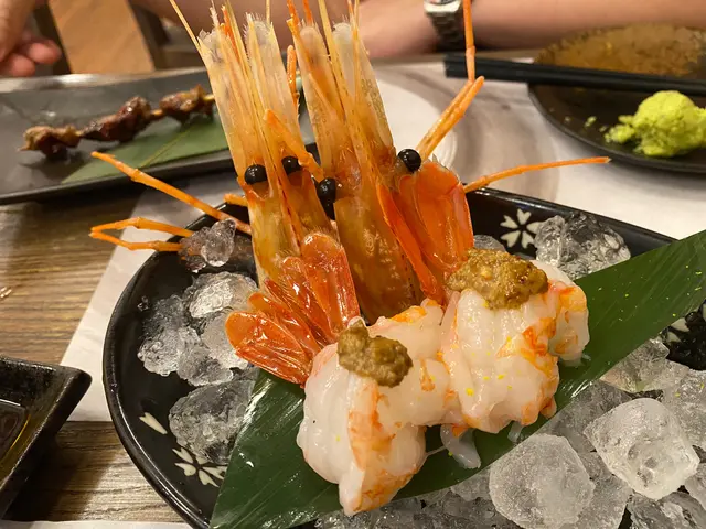 蟹膏牡丹蝦刺身