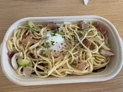 S6 卡邦尼慢煮温泉蛋鸡肉炒意粉
