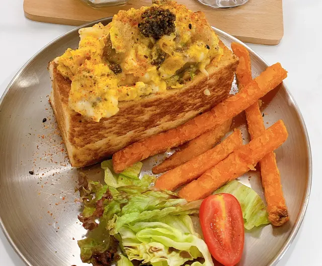 香蒜黑松露雜菌拉絲芝士吐司