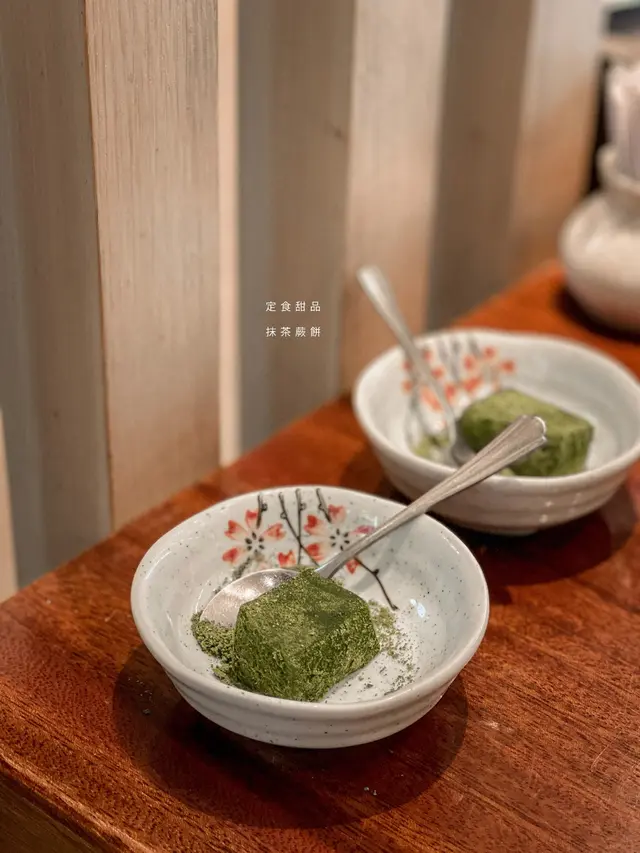 壽司定食配牛肉烏冬