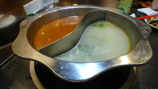 沙嗲湯, 芫茜皮蛋湯