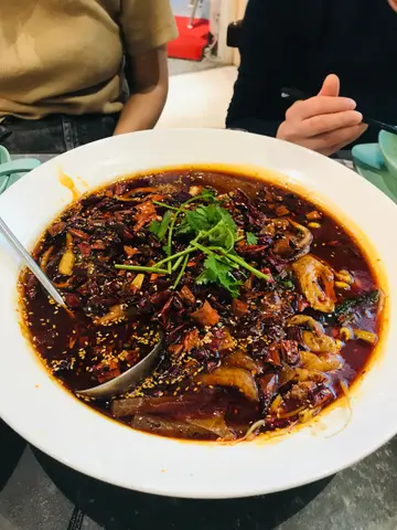毛血旺