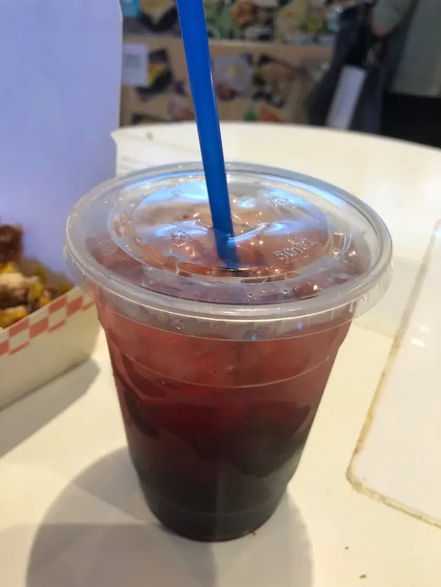 冰荔枝利賓納黑加倫子汁