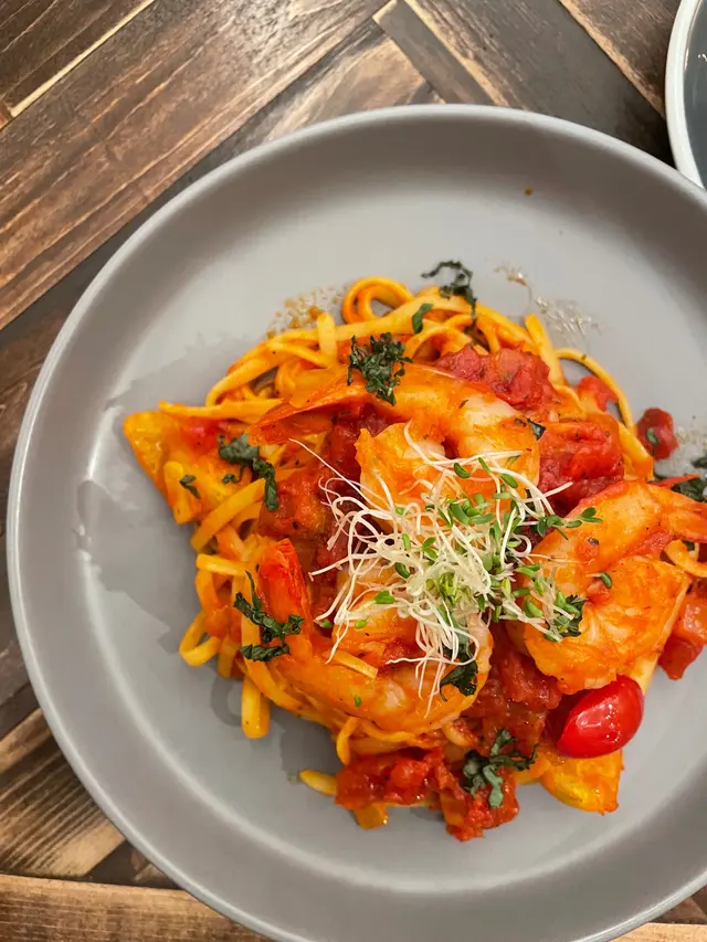 Basil and Prawn Linguine