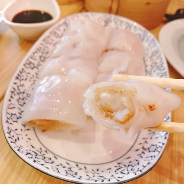 腸粉蝦春卷