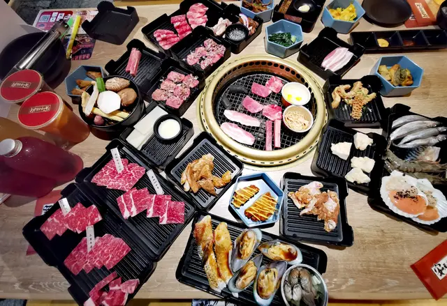 澳洲M5和牛吃到飽餐