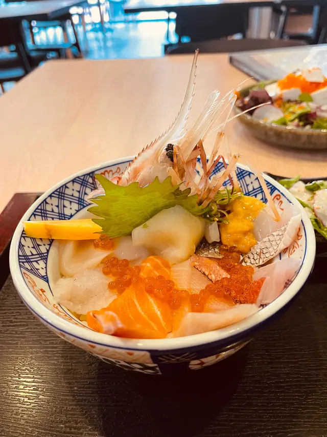 刺身好新鮮，正呀