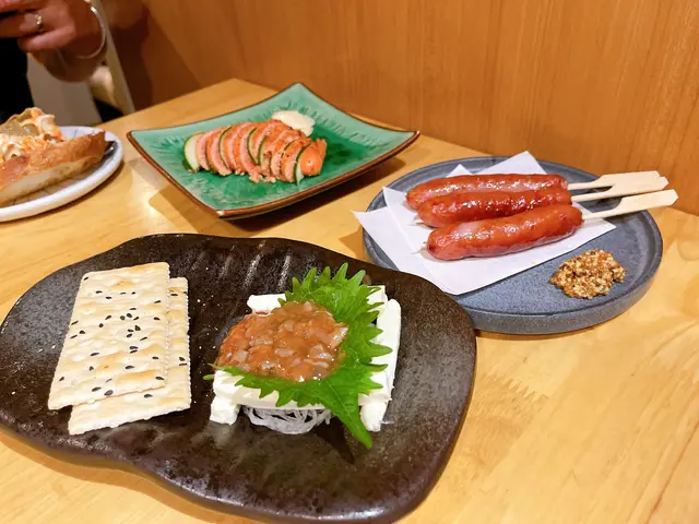 ✨燒日本煙熏黑豚肉腸同關東煮🍢 ✨燒明太子配青瓜片鹹香清爽✨酒盜芝士