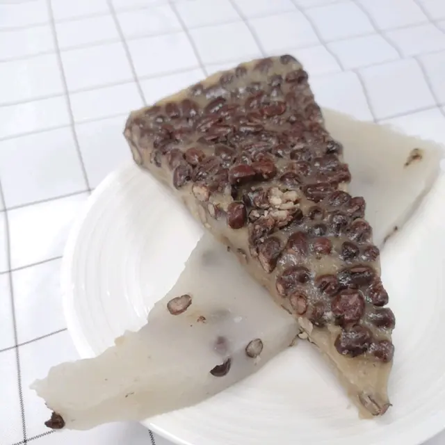 紅豆糕，椰汁糕