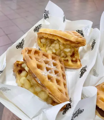 金拱门苹果馅格仔饼