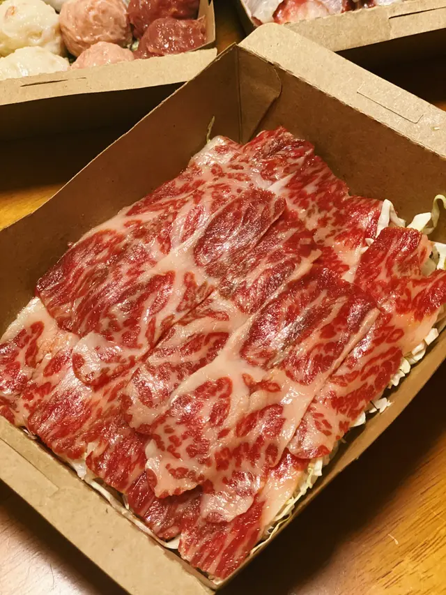 手切安格斯牛
