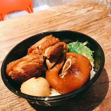 金牌猪蹄饭