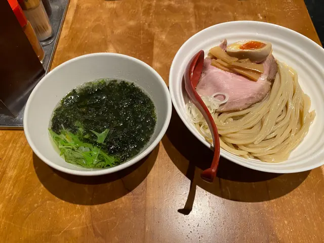 鹽味鯛魚湯沾麵