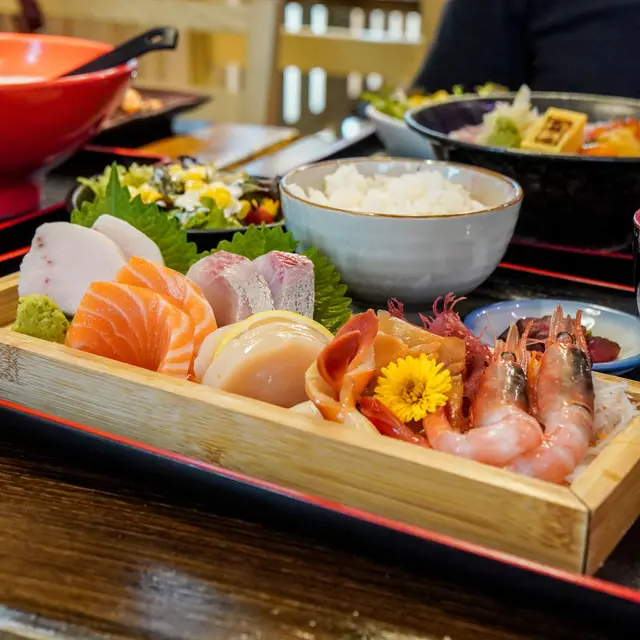 特上刺身定食