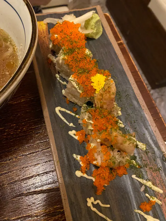 啲飯好似隔夜冷飯咁