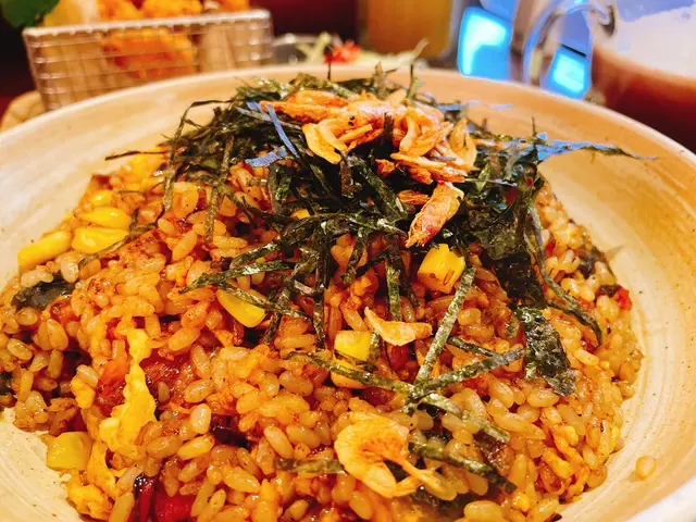 好推,鰻魚大大粒,基乎每一啖都有鰻魚,鰻魚汁亦好香,飯夠煙韌。好大碗,兩個女仔食都夠飽