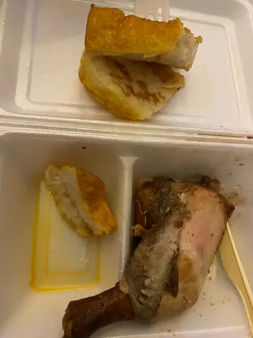 豉油皇雞脾配厚西多士半份