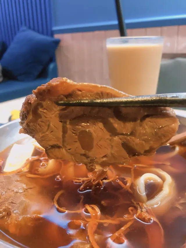 招牌牛肉麵