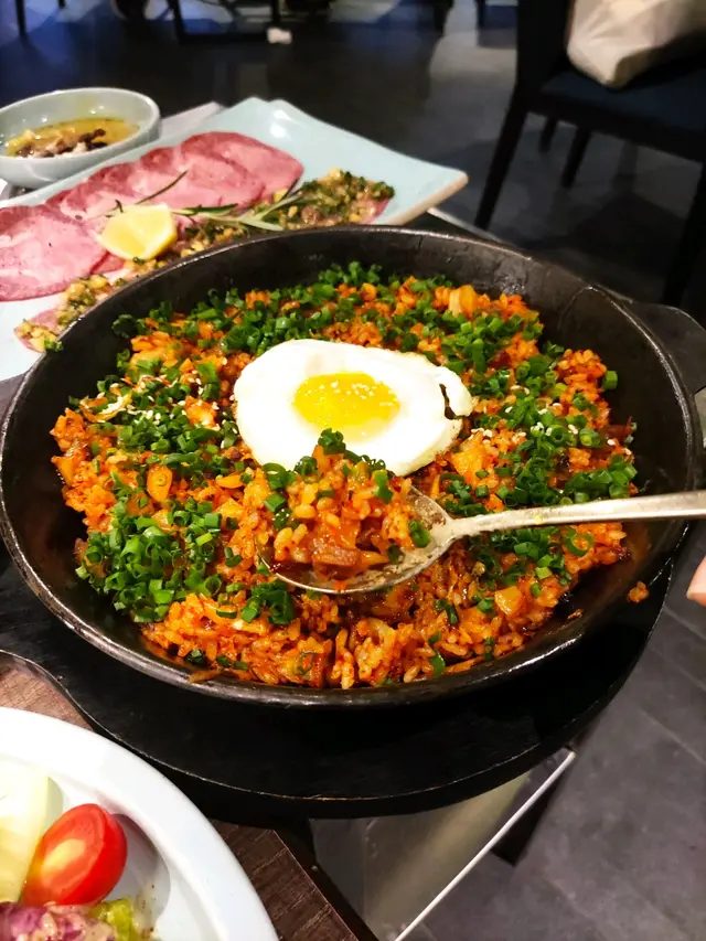 韓牛泡菜炒飯