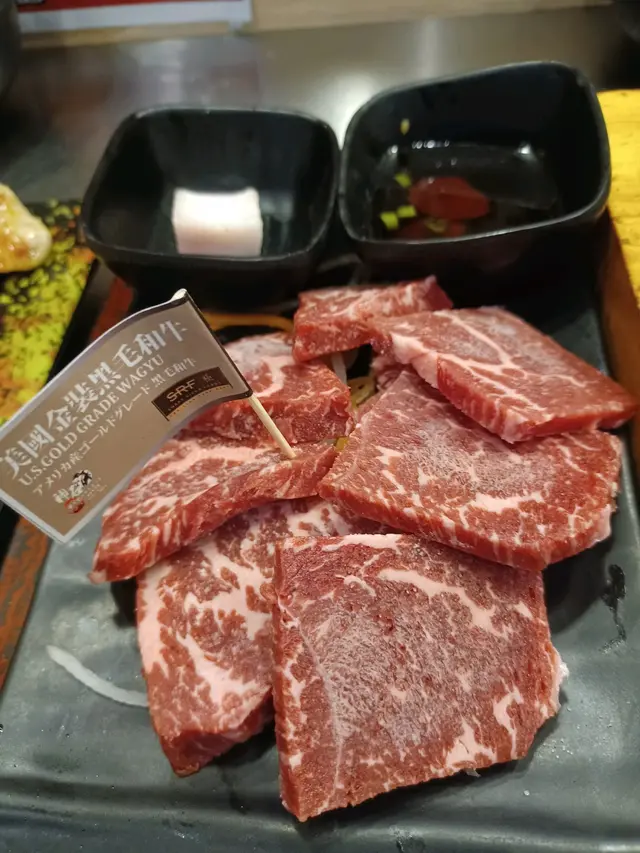 美國金裝黑毛和牛