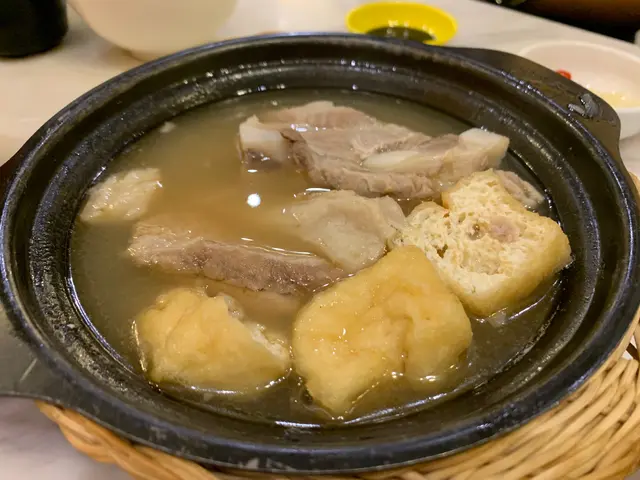 白胡椒肉骨油條