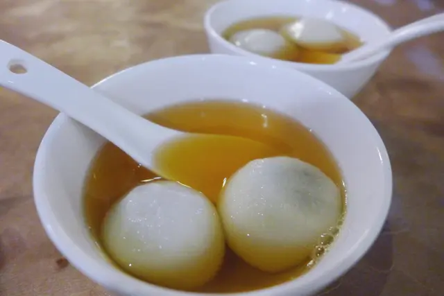 爆漿芝麻湯丸