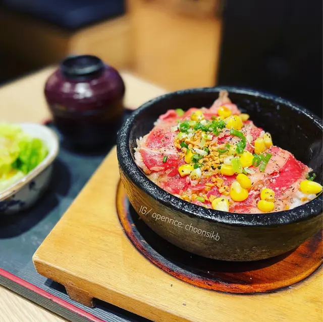 石鍋黑椒牛肉飯定食