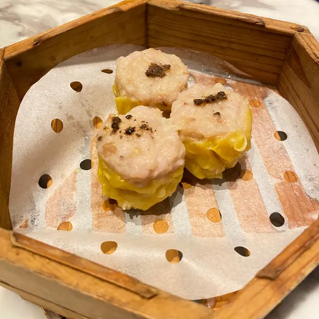 流心鵪鶉蛋燒賣