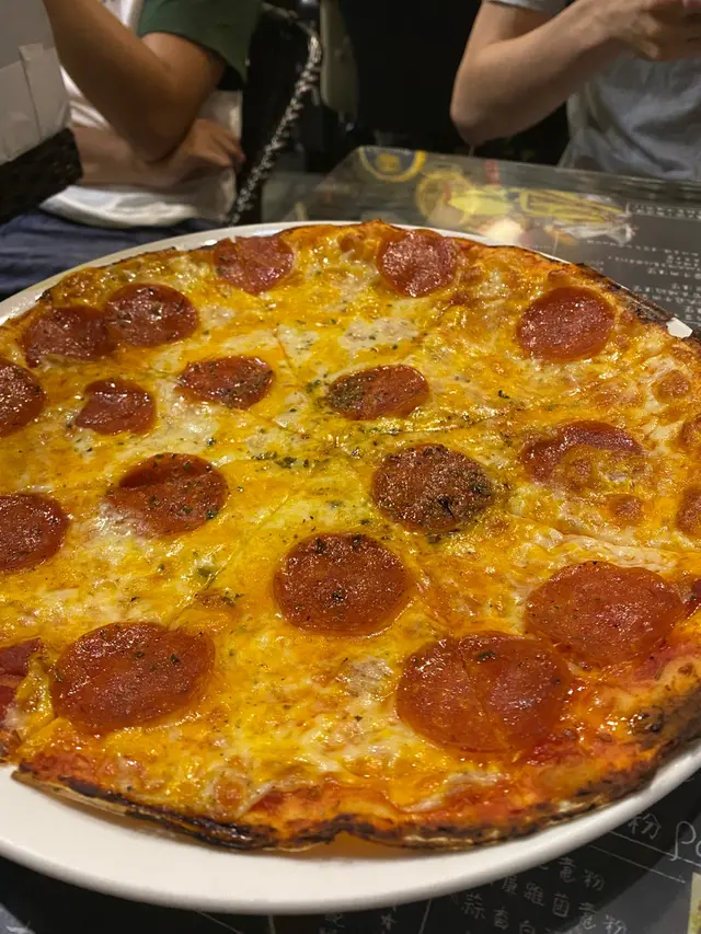 辣肉腸pizza
