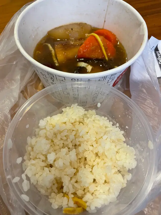 Braised  beef  with  rice  +  3  kind  of  side  dishes