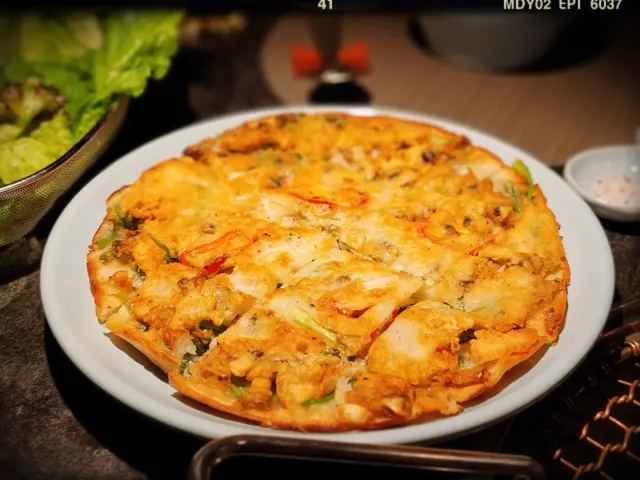 「御膳」（$1,588）之海鮮煎蔥餅