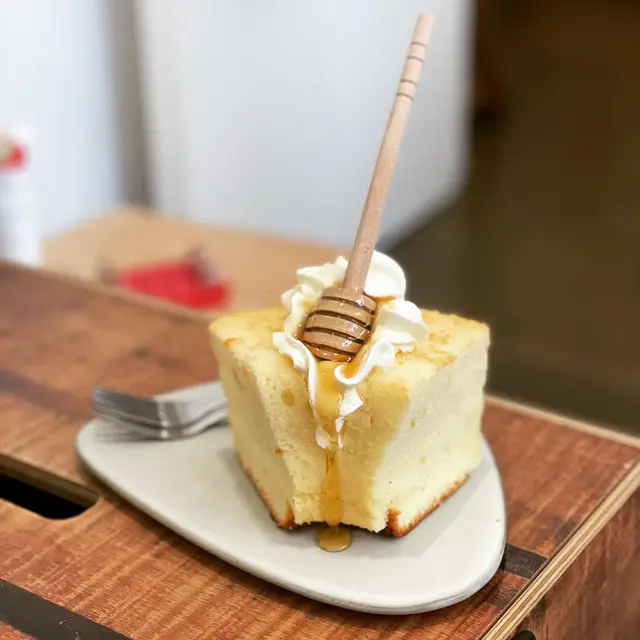 Yuzu Honey Chiffon Cake