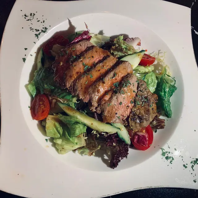 芥末牛肉沙律