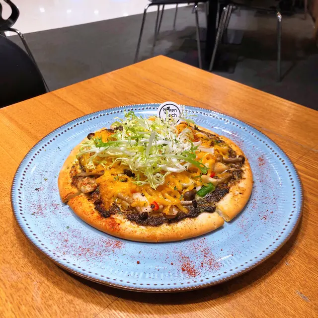 黑松露雜菌薄餅