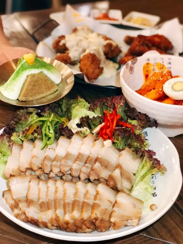 韓國生菜包豬肉