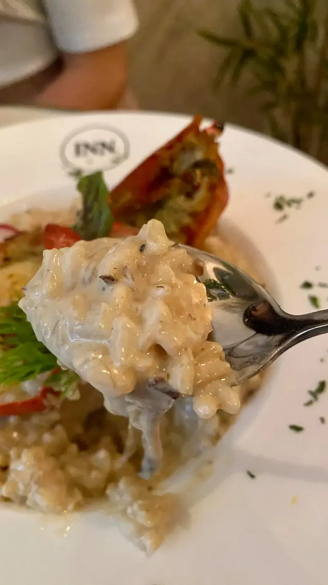 香煎牛油波士頓龍蝦牛肝菌意大利飯