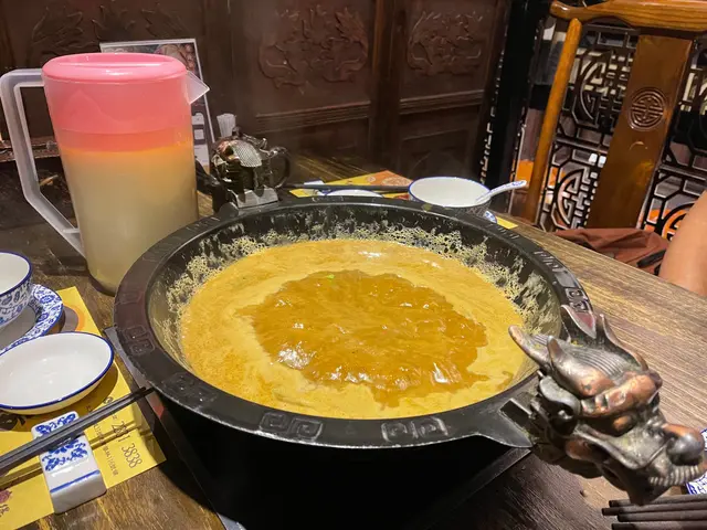 韋小寶特濃沙嗲湯鍋