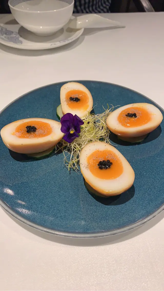 蛋黃糖心剛好,輕微黑松露味