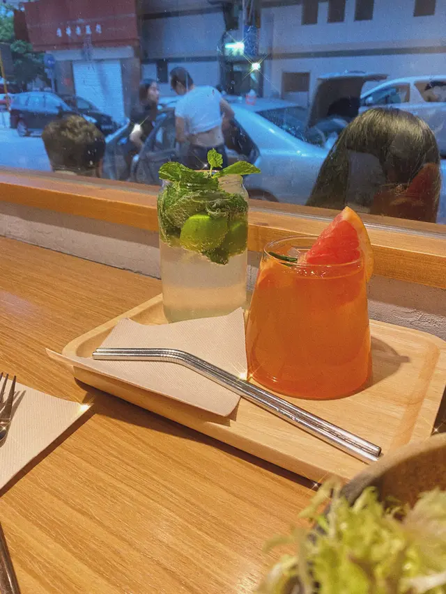 葡萄柚高山茶 mojito soda