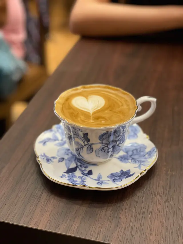 flat white，啡味比奶味重👍