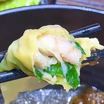 湯上海韮菜雲吞