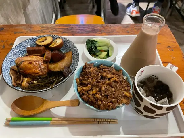 台式魯肉飯便當